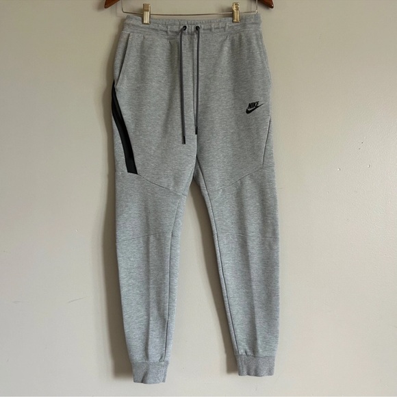 Mens Nike Tech Training Jogger Pants Size Small Gray Sim Tailored Fit Drawstring - Picture 1 of 9